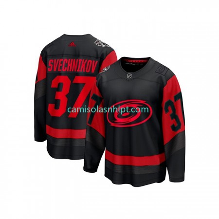 Camiseta Carolina Hurricanes Andrei Svechnikov 37 Adidas 2023 NHL Stadium Series Preto Authentic - Homem